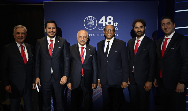 TFF'den Paris'e çıkarma: Kabul edildi: 48. Olağan UEFA Kongresi, Pariste Düzenlendi