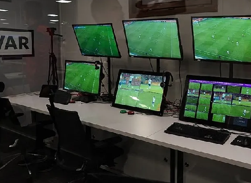 Foto - TFF'nin yabancı VAR hakemi kararı için olay sözler: "Böyle Federasyonu nereden bulacaksınız!"