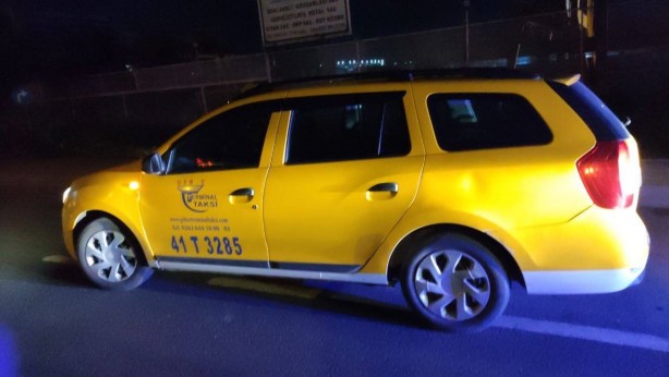 Foto - Ticari taksinin çarptığı yaya yaralandı