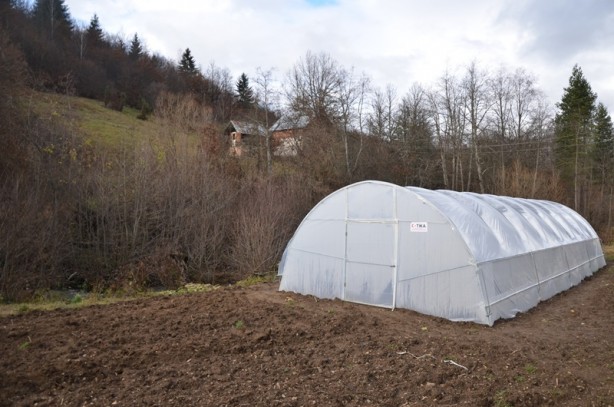 Foto - TİKA'dan Karadağlı çiftçilere sera desteği