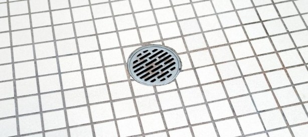 Foto - Tıkanan banyo giderini anında açıyor! Bir bardak dökmeniz, gözünüzün fal taşı gibi açılması için yeterli! İşte harika doğal yöntem