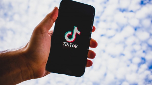 Foto - TikTok şimdi de oyuna el attı
