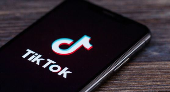 Foto - TikTok videoları çocuk sağlığını zehirliyor