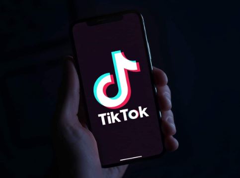 Foto - TikTok videoları çocuk sağlığını zehirliyor