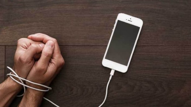 Foto - Tiktok'ta yeni tehlike! Aman dikkat! Çocuklar sapık, terörist, narsist bir kişiyle iletişime geçebilir! Kritik uyarı: Aileler ne yapmalı?