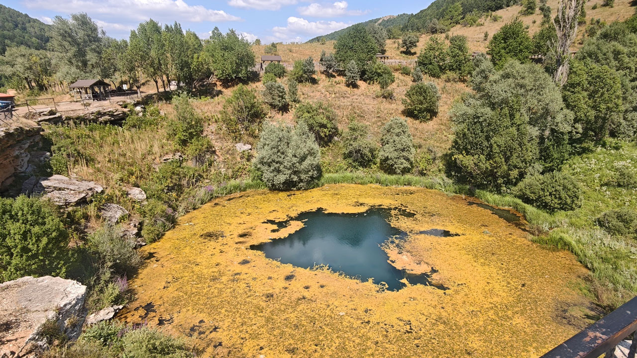 Foto - Timsah gözü gibi! Dipsizgöl’ün gizemli güzelliği mest ediyor