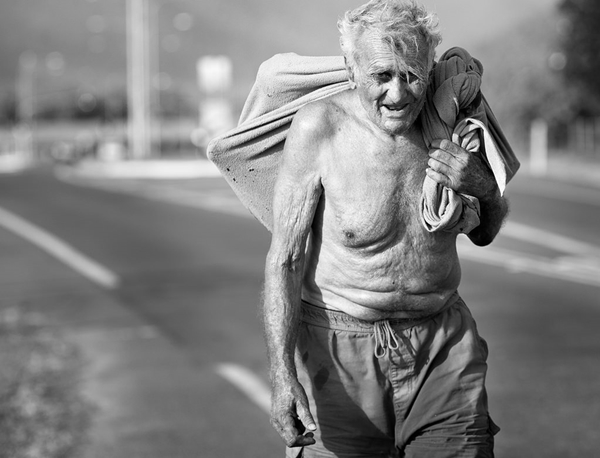 Foto - Timsahlarla beslenen 'gerçek hayat tarzanı'