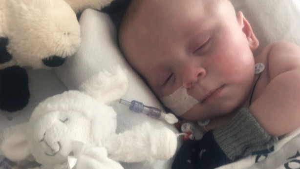 Tıp dünyasında bir ilk! Mıknatısla tutturdular