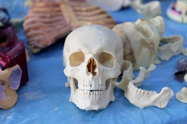 Foto - Tıpatıp benzerlerini yapıyorlar! 200 tıbbi maket üretildi bile...