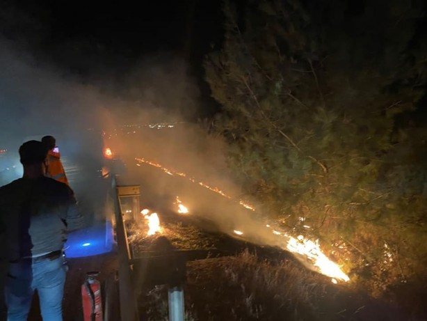 Foto - Tır dorsesi cayır cayır yandı! Kullanılamaz hale geldi
