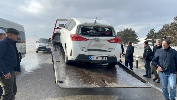 Foto - Tır şoförü faciayı önledi