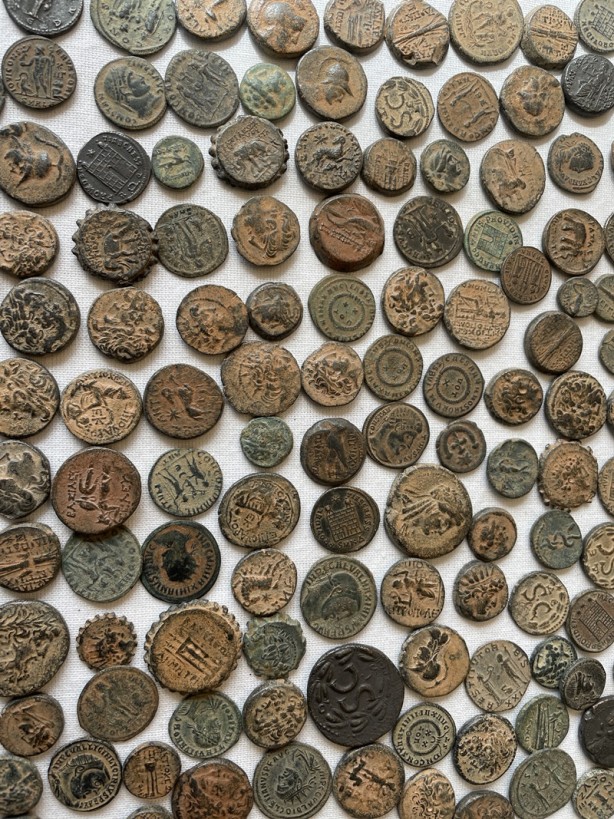 Tırda ele geçirilen tarihi eserlerin tasnifi tamamlandı