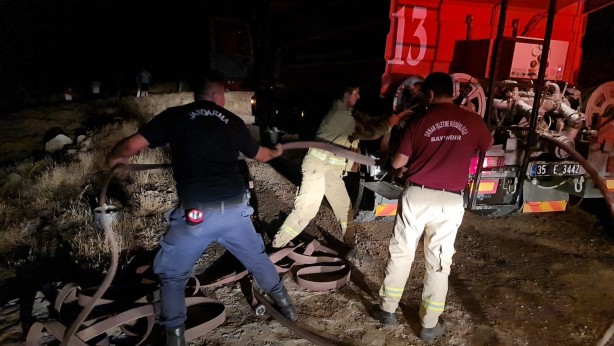 Foto - Tire'de çıkan orman yangını kısa sürede söndürüldü