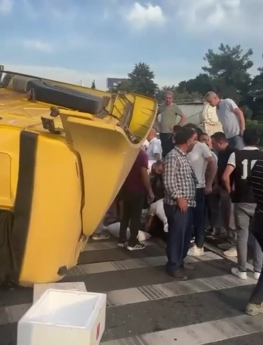 Foto - Tırın kupasının koptuğu kazada ağır yaralanan sürücü hayatını kaybetti
