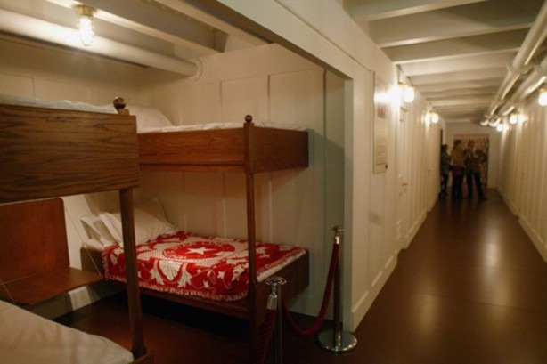 Foto - Titanic bakın neden batmış?