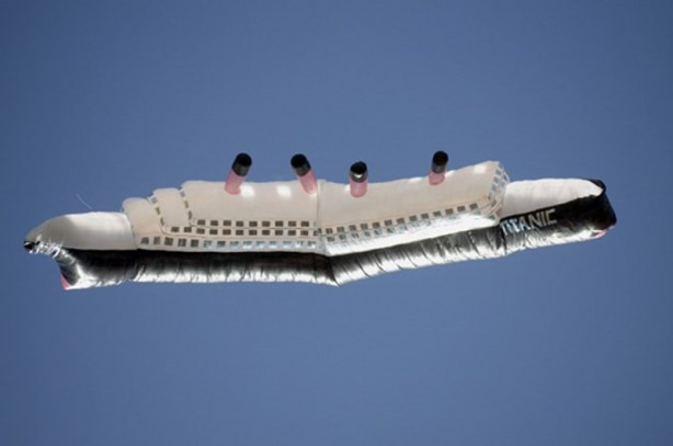 Foto - Titanic bakın neden batmış?