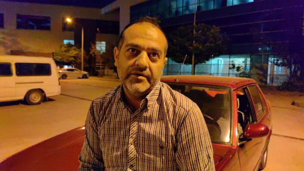 Foto - Tofaş aşkından ne yapacağını şaşırdı! 25 yıllık aracını satmak istemeyen sahibi, çareyi bakın ne yapmakta buldu