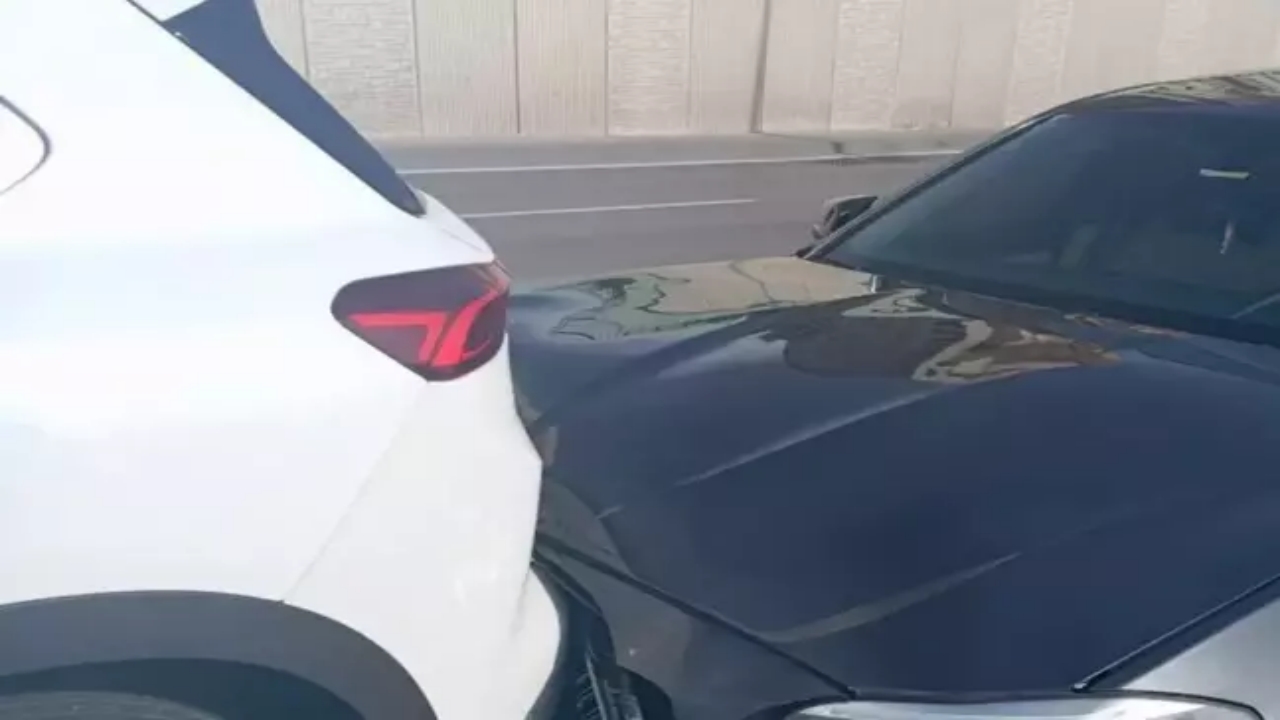 Foto - TOGG ile BMW kaza yaptı, ortaya çıkan görüntüler olay oldu! Bu da mı gol değil