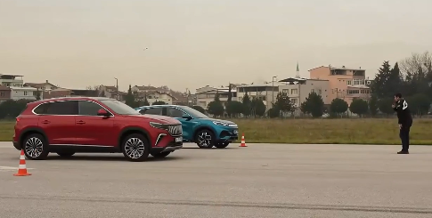 Foto - TOGG T10X ile Çinli BYD Atto yarıştı! Sonuç depreme neden oldu