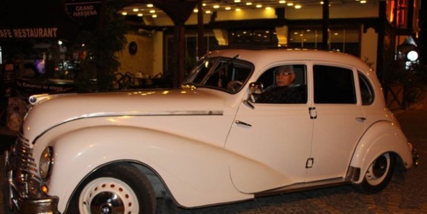 Foto - TOGG Sedan konseptine benzerliğiyle dikkat çekiyor! Türkiye'de benzeri yok! 1,5 milyon lira teklif edildi