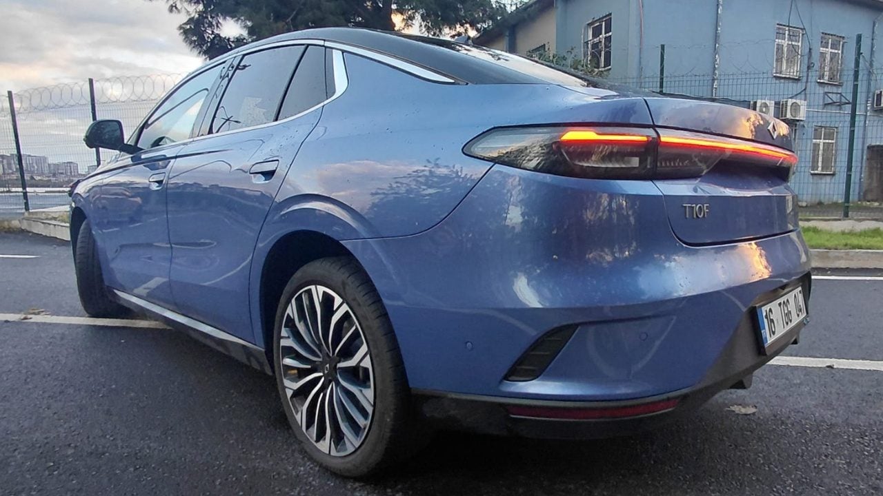 Foto - Togg T10F’nin fişini çektim gerçek ortaya çıktı! Fastback model baştan aşağı değil dipten değişti!
