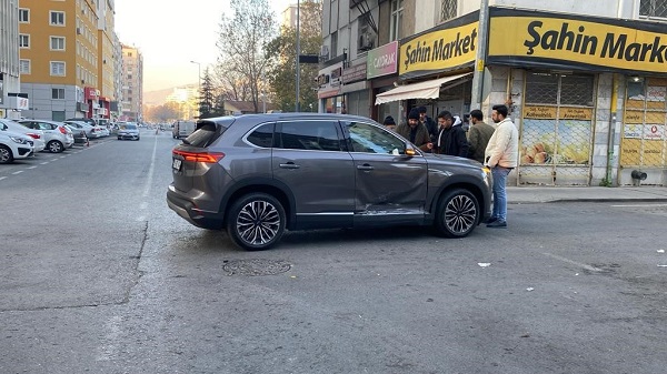 Foto - Togg'a nazar değdi!