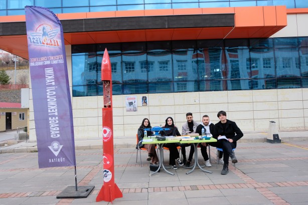 Foto - TOGG'dan sonra bir bomba daha! Türk öğrenciler elektrikli otomobil yaptı