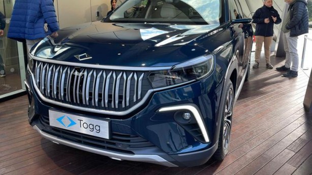 Togg'un üretim bantları adım adım görüntülendi! Modellerin ismi ne olacak?