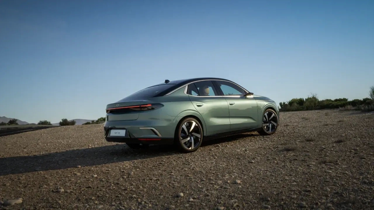 TOGG'un yeni sedan modeli T10F fiyatı ne kadar olacak, ne zaman çıkacak?