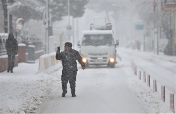 Tokat, Kastamonu ve Sinop'ta 670 köy yolu kar nedeniyle ulaşıma kapandı
