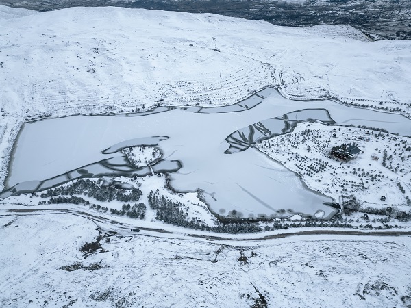 Foto - Tokat'ın çatı katı buz tuttu! 