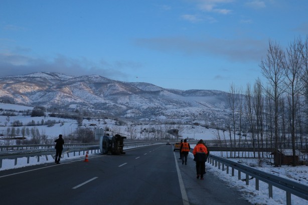 Foto - Tokat'tan acı haber: Bir asker şehit, 3 asker yaralı