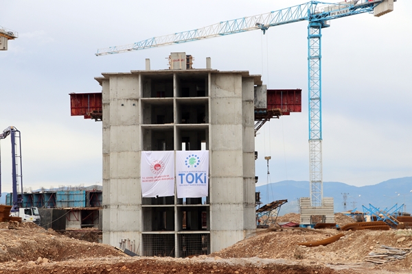 Foto - TOKİ İslahiye'de yapıyor: Kaba inşaatı tamamlandı