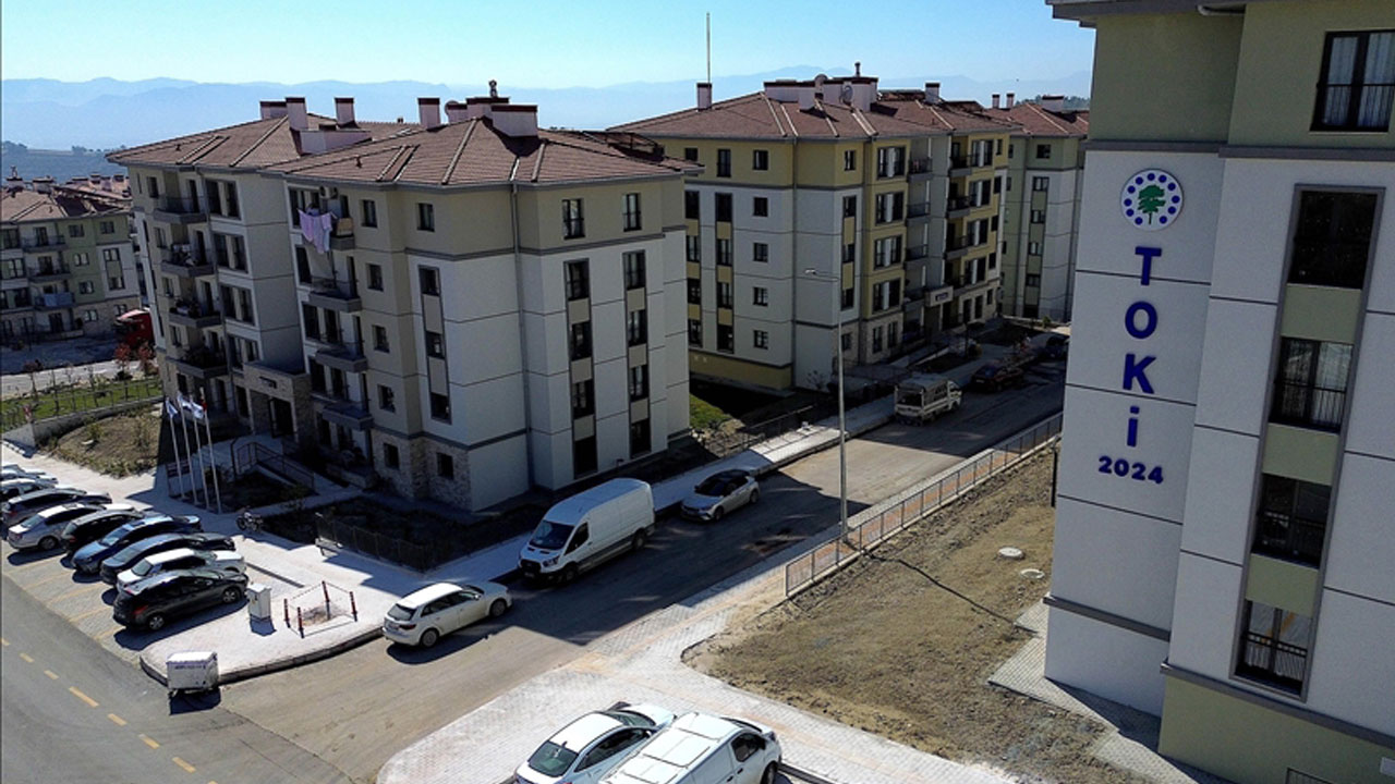 TOKİ’den büyük fırsat! Aylık 11.430 TL taksitle ev sahibi olma şansı