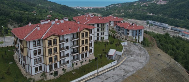 TOKİ’den son şans! Ayda sadece 3 bin 800 TL ödeyerek 3+1 konut sahibi olabilirsiniz! Başvuru için acele edin