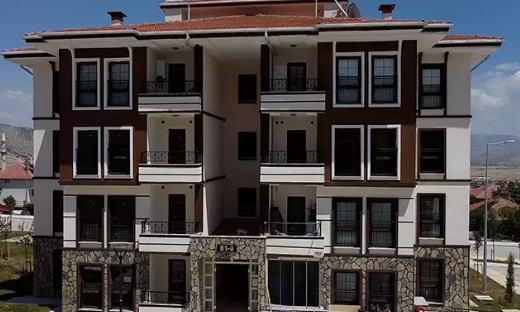 TOKİ'den ucuz konut hamlesi! Düşük peşinat ve taksit imkanı, şartlar beli oldu