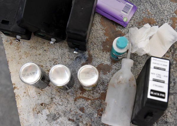 Foto - Tonlarca bozuk ürün! Son tüketim tarihi geçmiş ürünleri bakın nereye satacaklardı