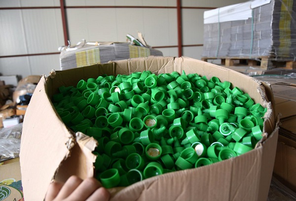 Foto - Tonlarca bozuk ürün! Son tüketim tarihi geçmiş ürünleri bakın nereye satacaklardı