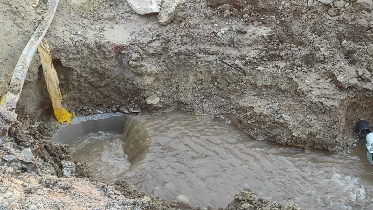 Foto - Tonlarca su boşa aktı! Gerçekten çok yazık