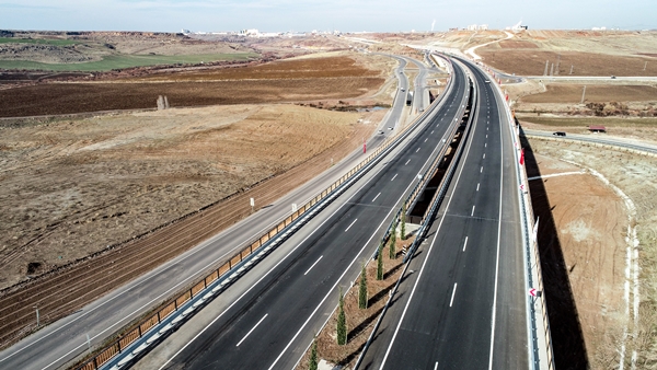 Foto - Toplam uzunluğu 1142 metre... Devegeçidi Köprüsü bugün açılıyor