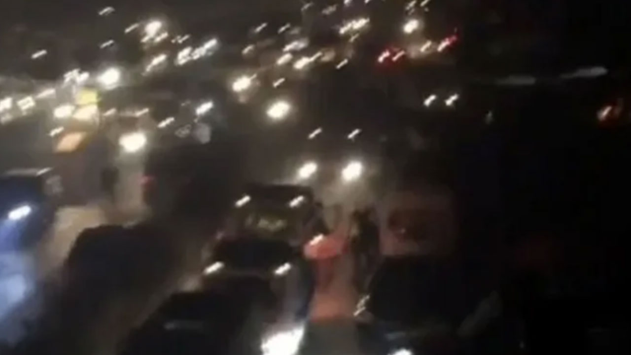 Foto - Oğuzhan Uğur ve ekibi topluca kıvırdı! Provokasyon ortada kaldı 