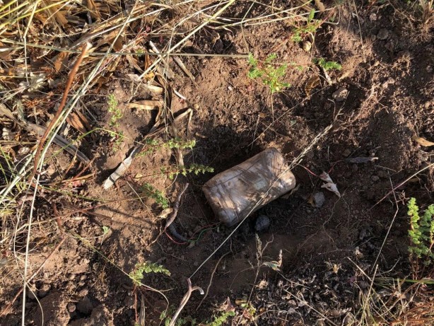 Foto - Toprağa gömülü halde 55 kilo EYP ele geçirildi