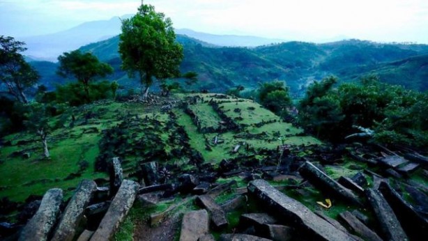 Foto - Toprağın altında gömülü olarak bulundu! Ekipler apar topar bölgeye gidip Türkiye'yi işaret etti