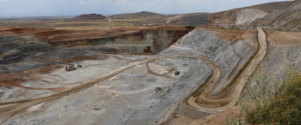 Foto - Topraklarından altın fışkıran ülkeden tarihi Türkiye kararı! Böylesi ilk kez oluyor
