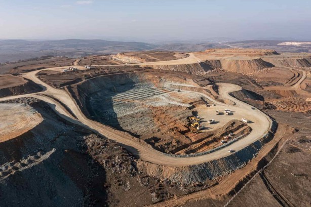 Foto - Topraklarından altın fışkıran ülkeden tarihi Türkiye kararı! Böylesi ilk kez oluyor