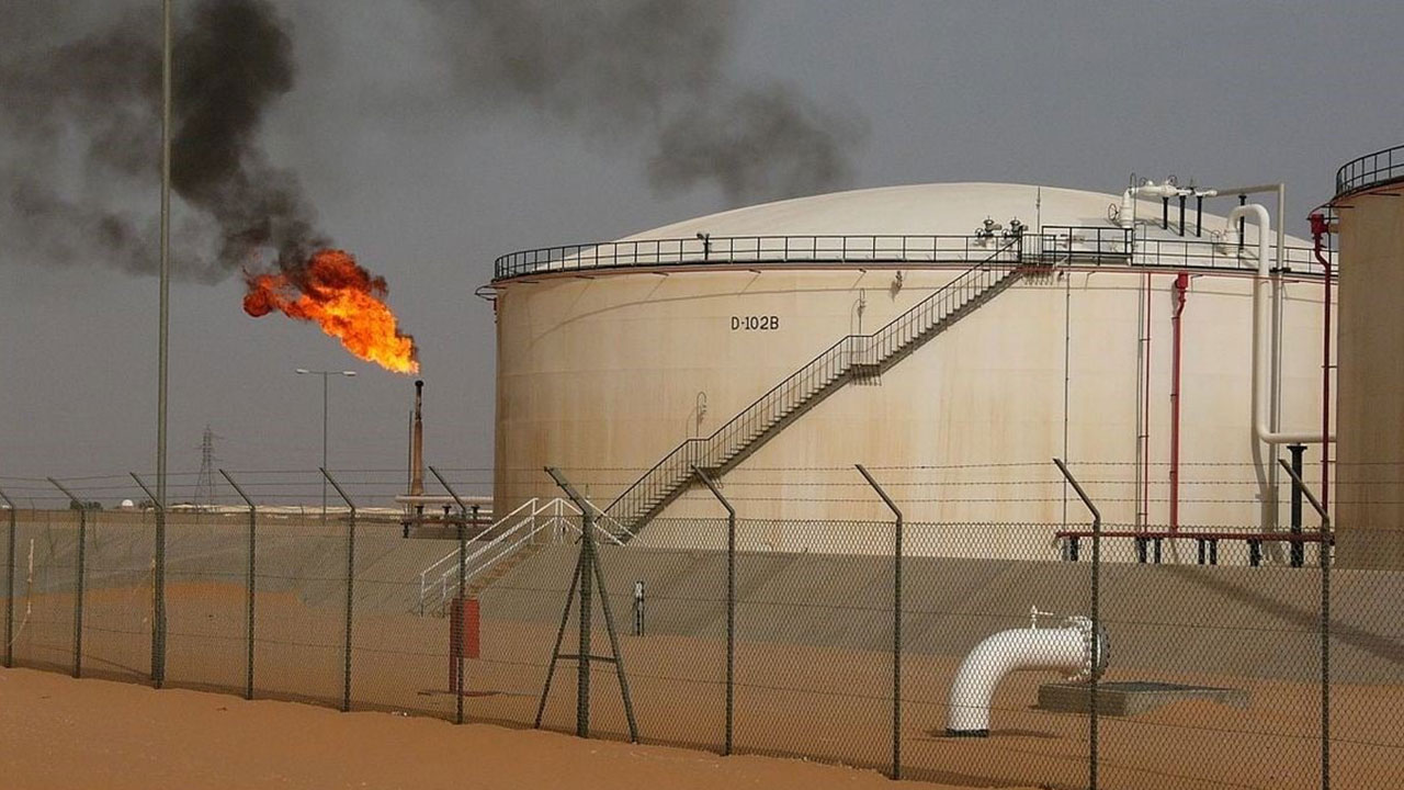 Foto - Topraklarından oluk oluk akıyordu! Petrolü Türkiye'ye teklif ettiler: Gelin anlaşalım