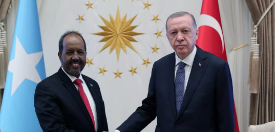 Foto - Topraklarından petrol fışkırıyor! Türkiye'ye petrolden pay verecekler