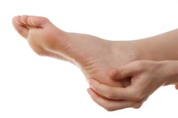 Foto - Topuk ağrısının tedavisi mümkün mü?