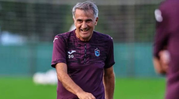 Foto - Topun peşinden giden milyonlarca dolarlar! İşte çuvalla para harcayan takımlar