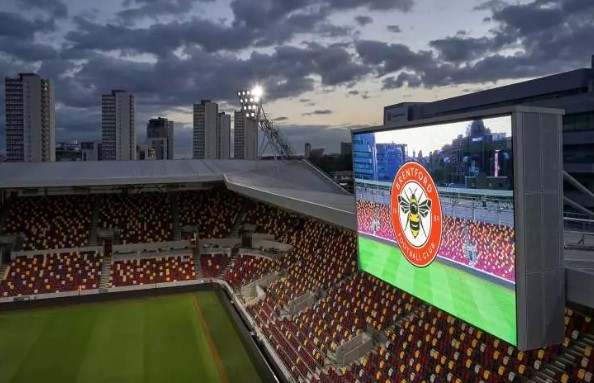 Foto - Topun peşinden giden milyonlarca dolarlar! İşte çuvalla para harcayan takımlar